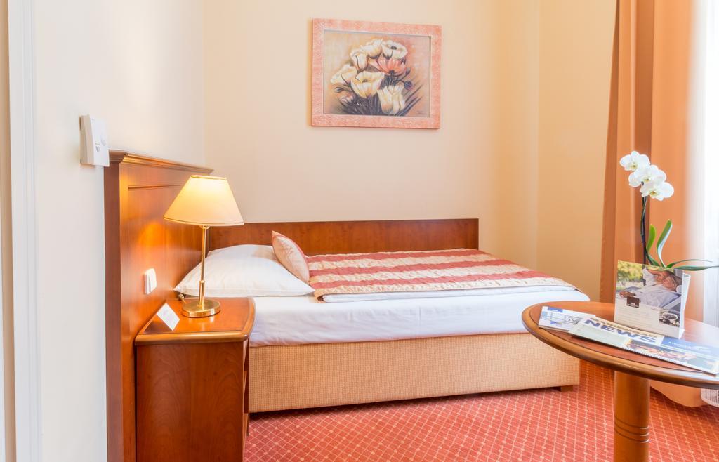 Ensana Centralni Lazne - Maria Spa Mariánské Lázně Εξωτερικό φωτογραφία